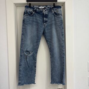 Moussy Vintage Distressed BoyfriendJeans 31
